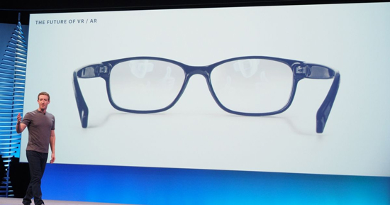 Facebook F8 Mark Zuckerberg Occhiali Glasses Realtà Aumentata Uagna.it